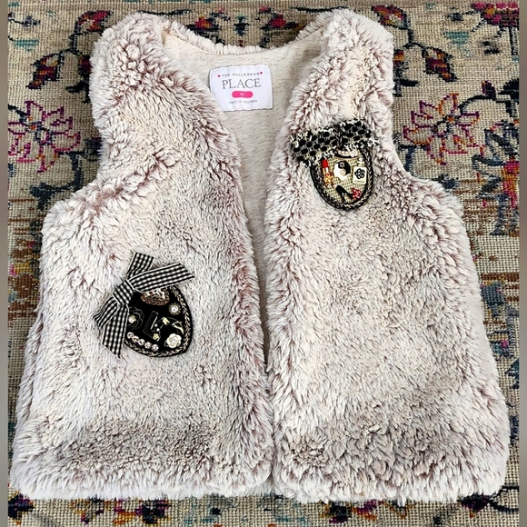 The Children's Place, Upcycled, Preppy Light Grey Faux Fur Full Zip Vest, sz 5T - Picture 1 of 13